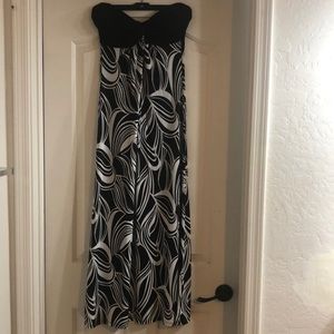Black & White Maxi Dress Women’s Small